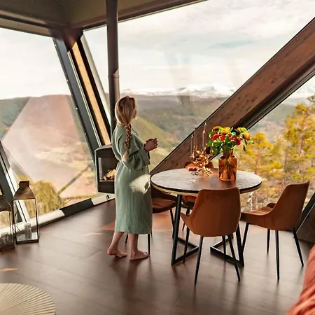 Eagle Nest Eco Lodge